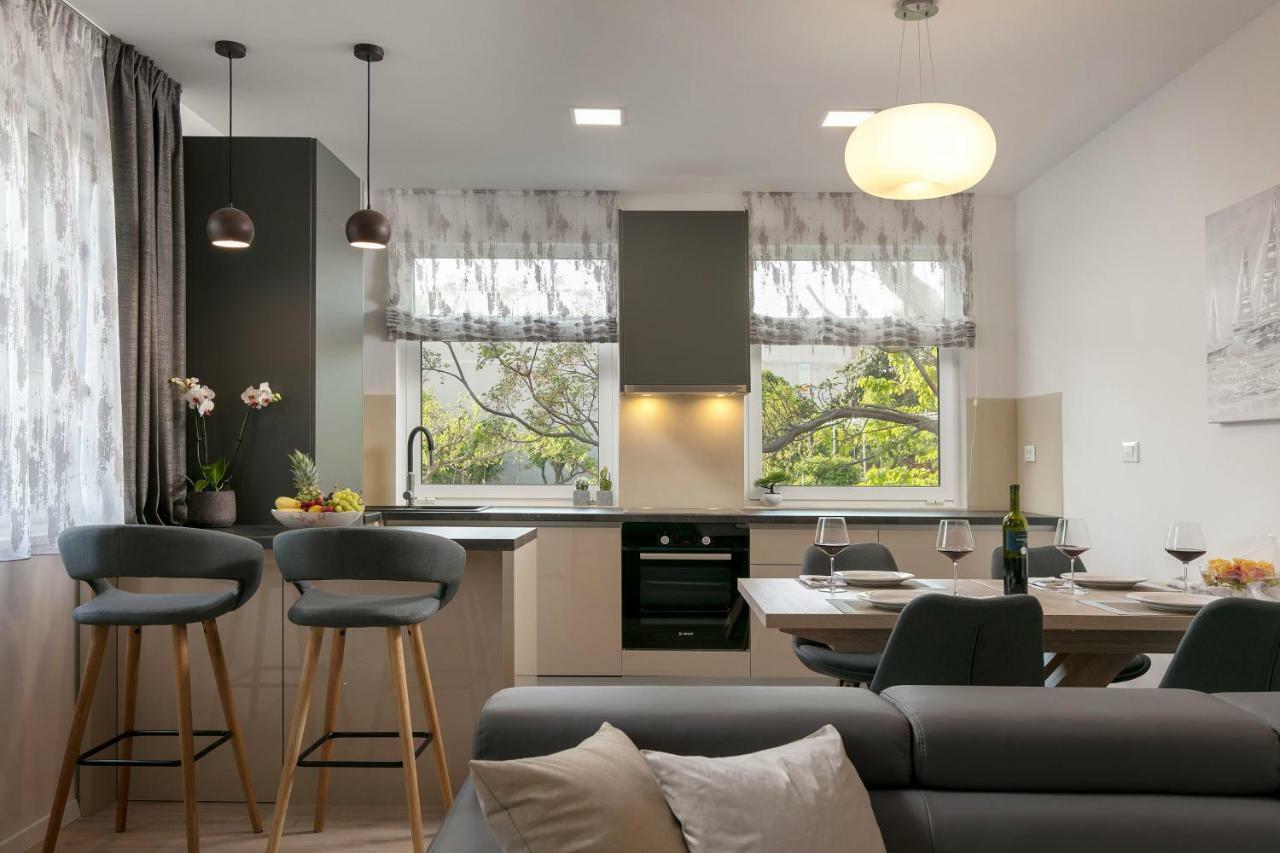 Luxury Apartments Argola Podstrana Bagian luar foto